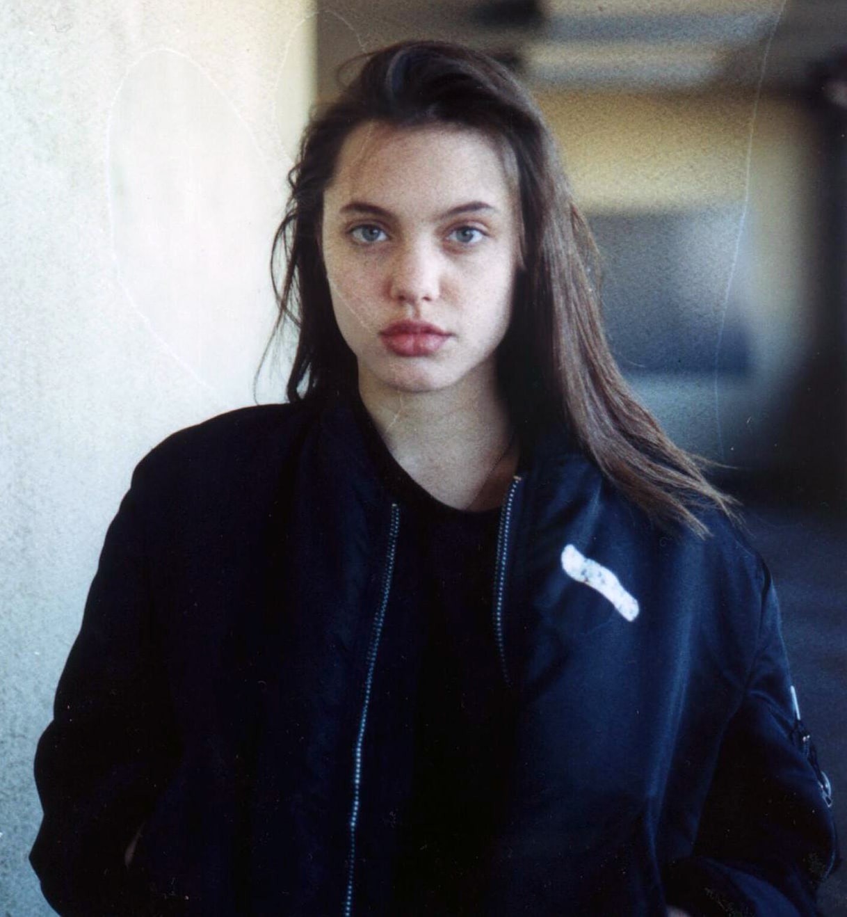 Анджелина Джоли в молодости (30 фото)
