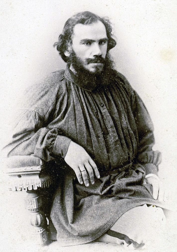 Foto-Lva-Tolstogo-v-molodosti