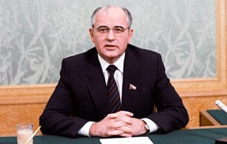 Михаил Горбачев: история одного развала